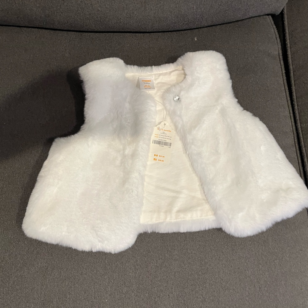 NWT Baby Fluffy Vest size 18-24 months Gymboree